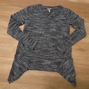 LOGO by Lori Goldstein XS black white sweater
